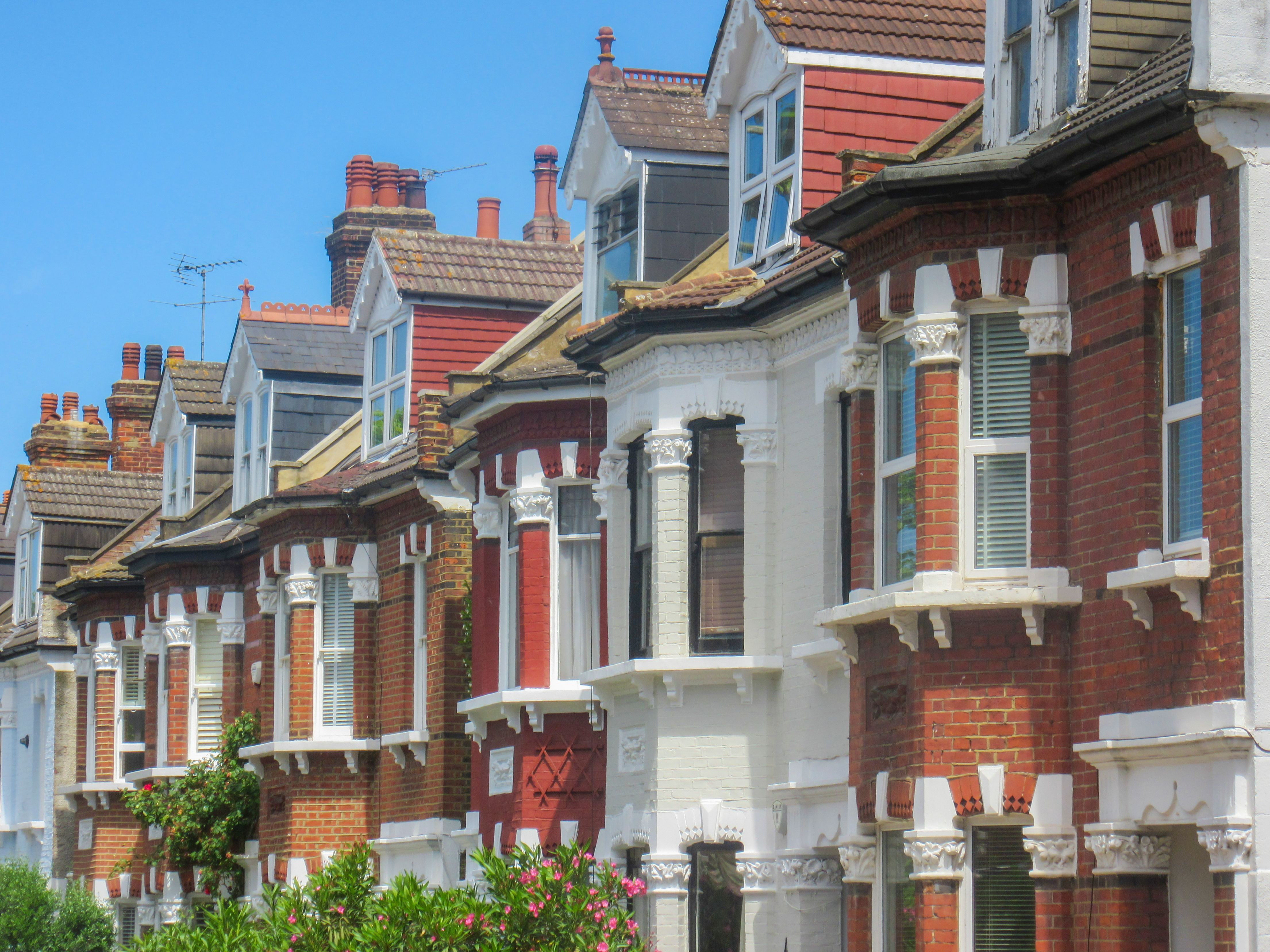 Hounslow - &Epsilon;&nu;&omicron;&iota;&kappa;ί&alpha;&sigma;&eta; &alpha;&upsilon;&tau;&omicron;&kappa;&iota;&nu;ή&tau;&omicron;&upsilon;