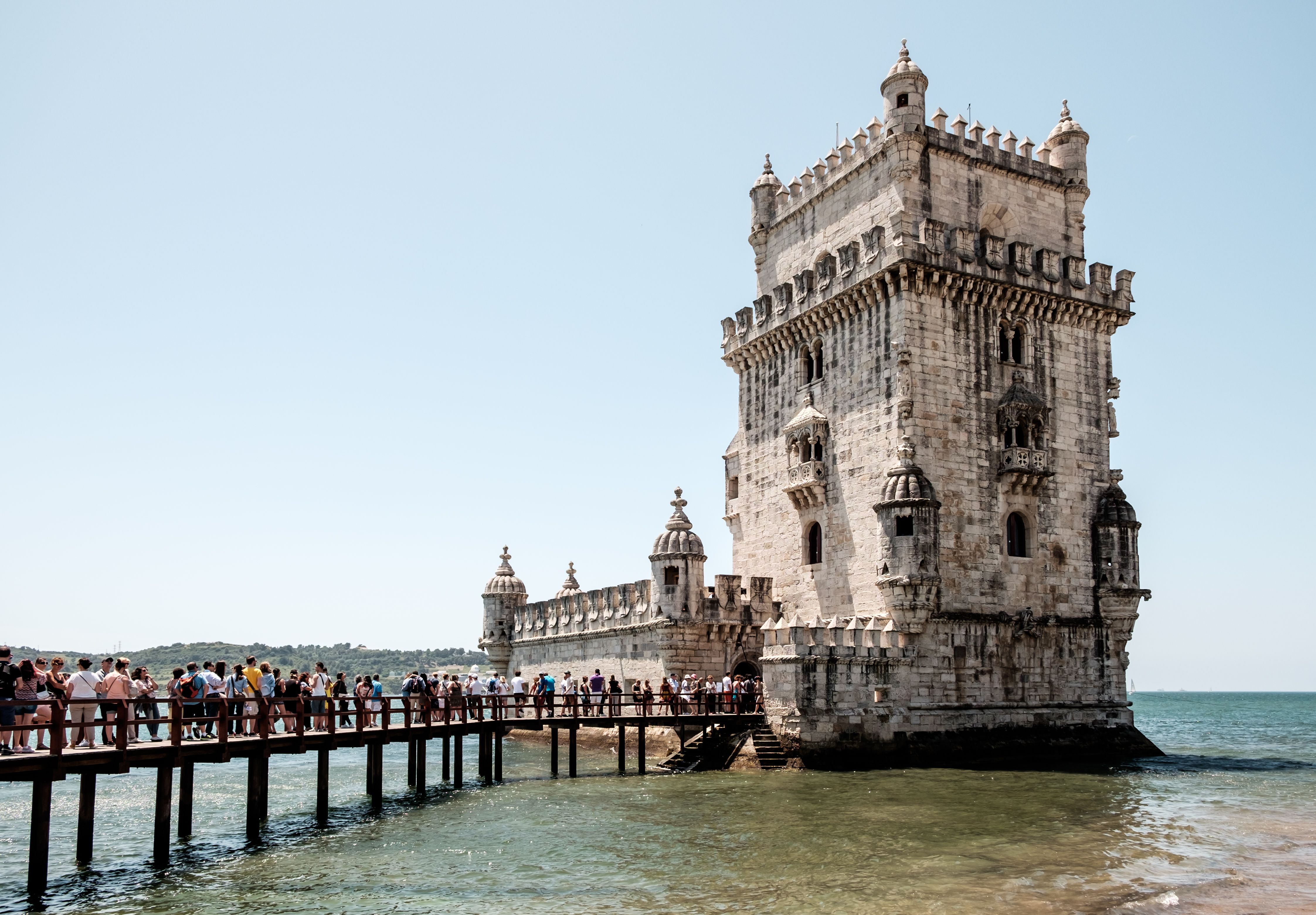 &Lambda;&iota;&sigma;&alpha;&beta;ό&nu;&alpha; - &Xi;&epsilon;&nu;&omicron;&delta;&omicron;&chi;&epsilon;ί&alpha; &sigma;&epsilon; Bairro do Restelo