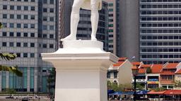Σιγκαπούρη - Ξενοδοχεία στο Sir Stamford Raffles Statue