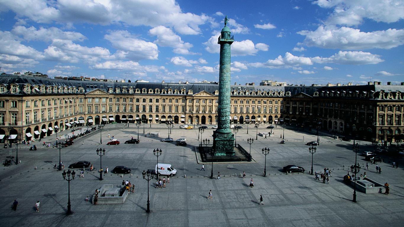 Ενοικίαση αυτοκινήτου σε Πλατεία Βαντόμ (Παρίσι)