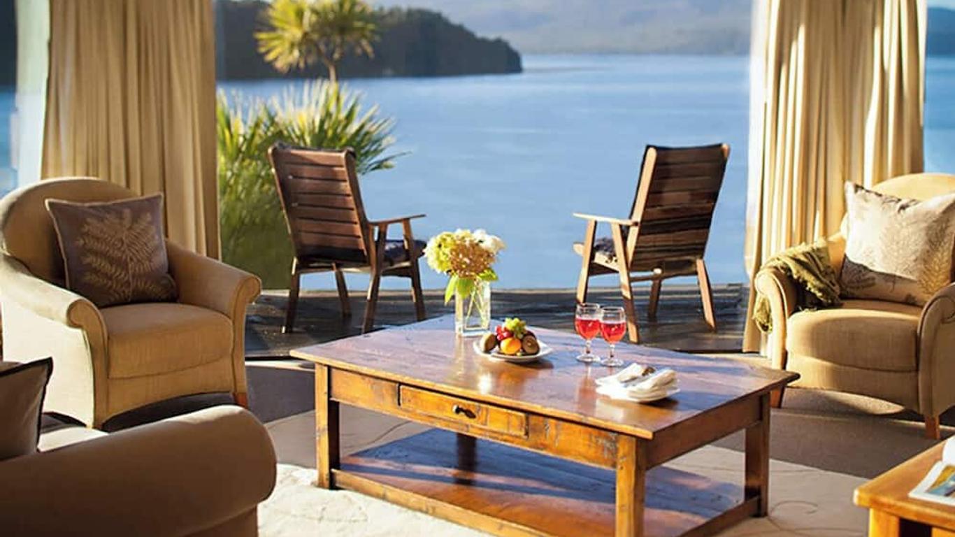 Solitaire Lodge