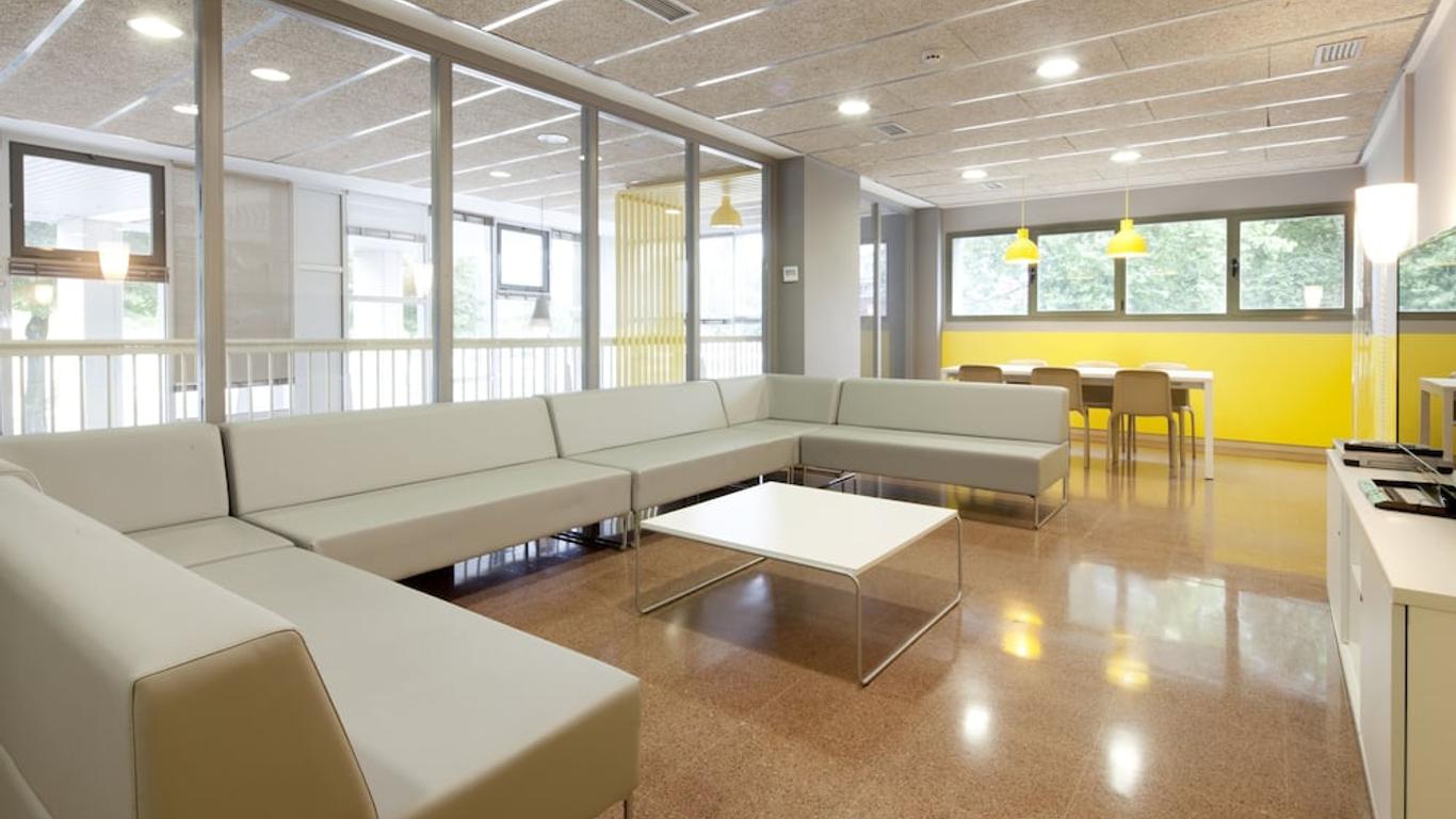 Residencia Universitaria Resa Manuel Agud Querol