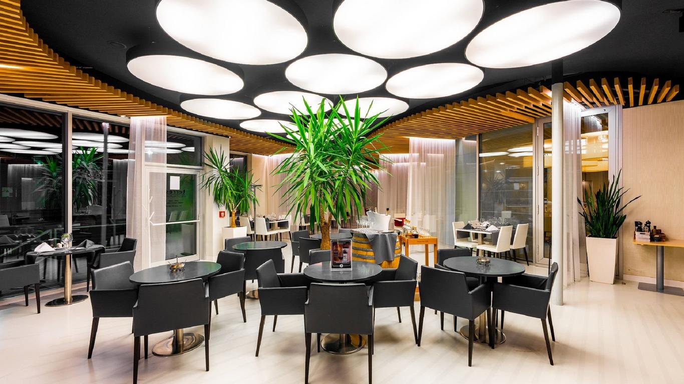 Aquapalace Hotel Prague