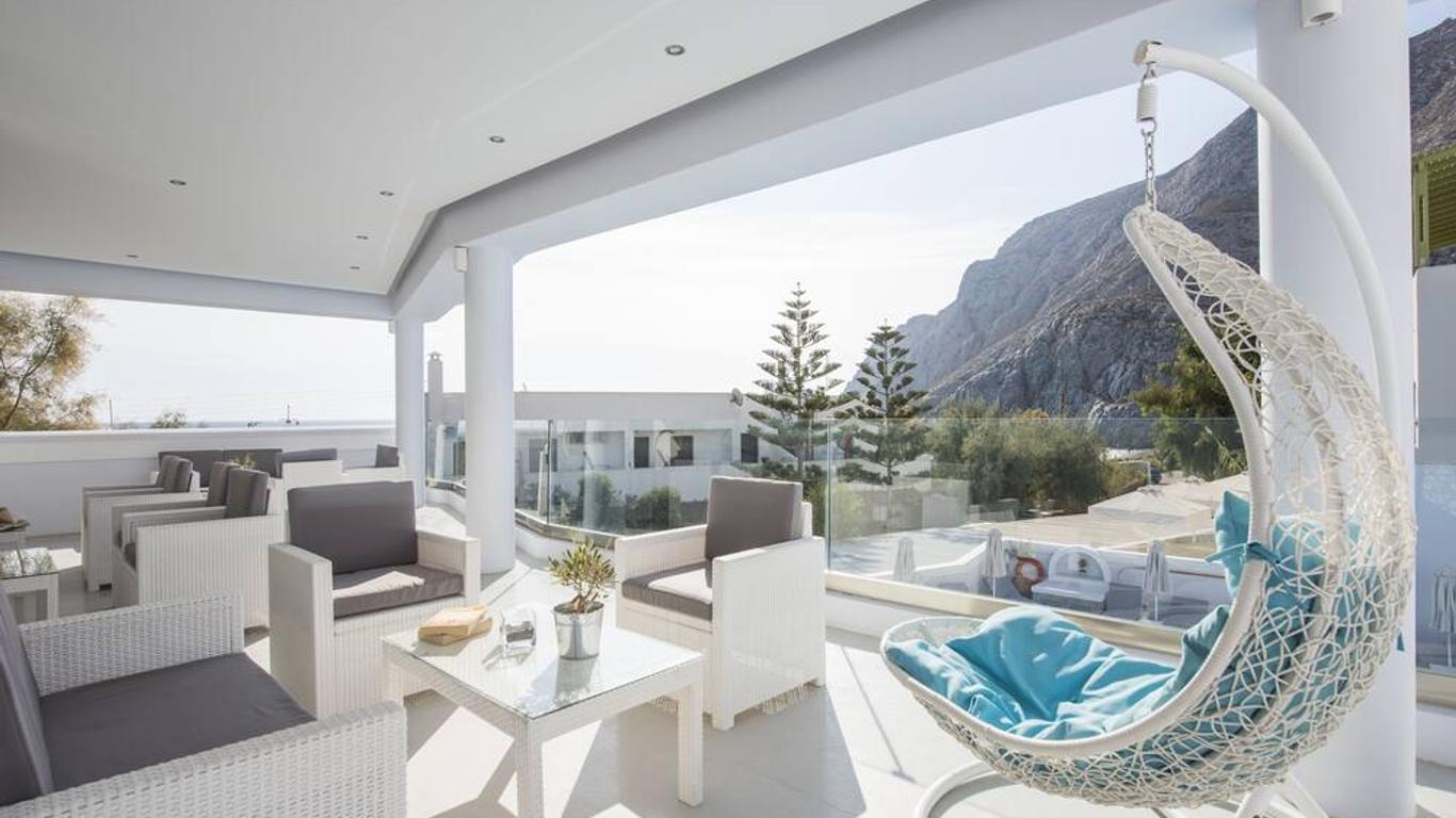 Blue Waves Suites & Apartments