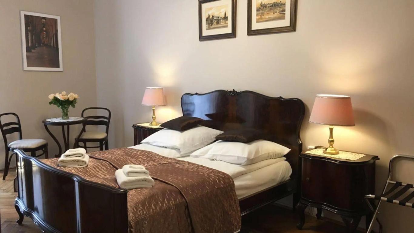 Aparthotel Maria