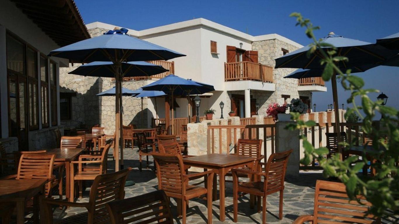 Paradisos Hills Hotel