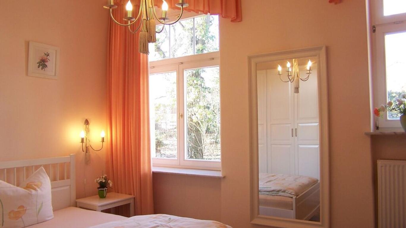 Hotel-Appartement-Villa Ulenburg