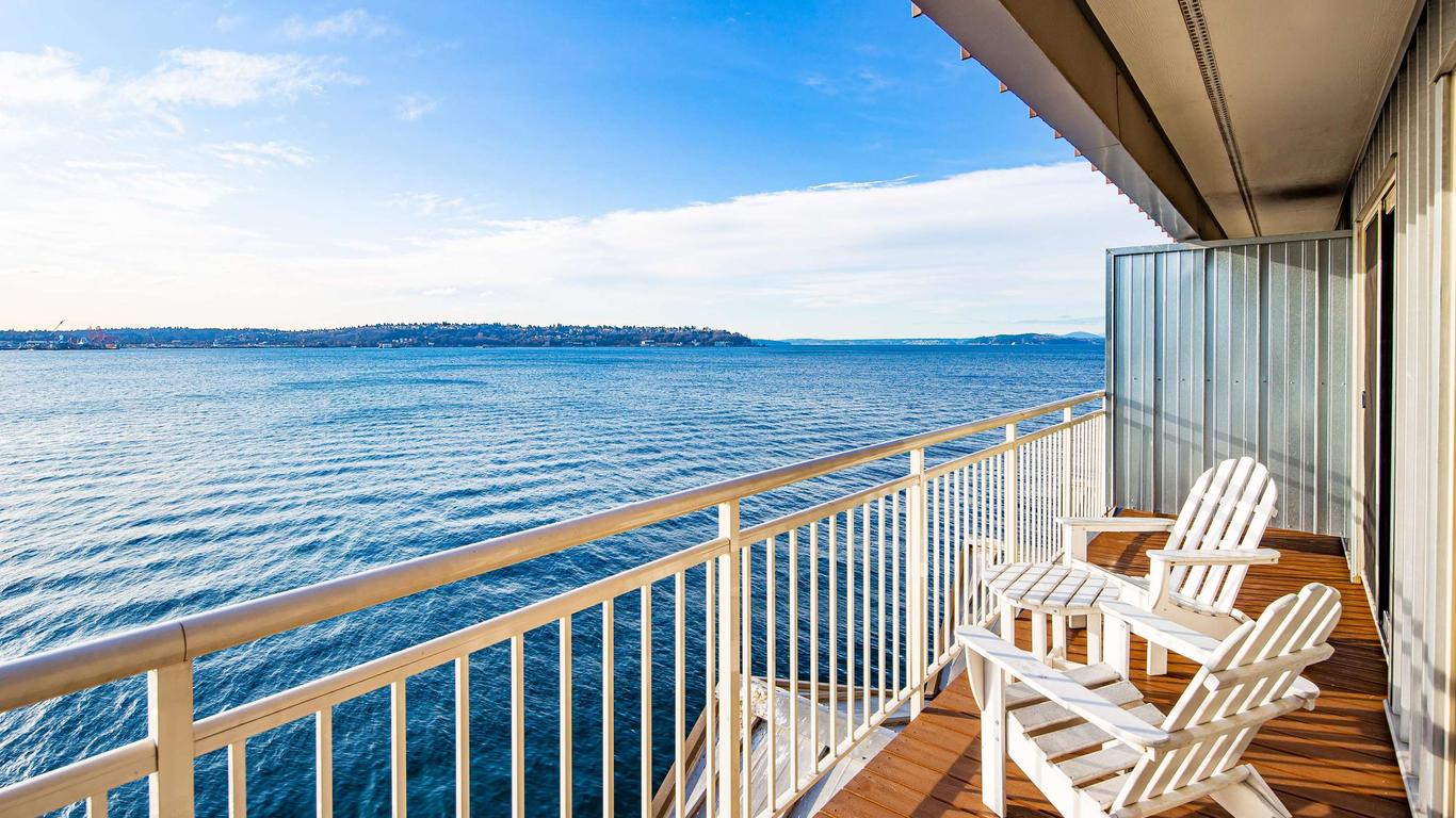 The Edgewater, a Noble House Hotel
