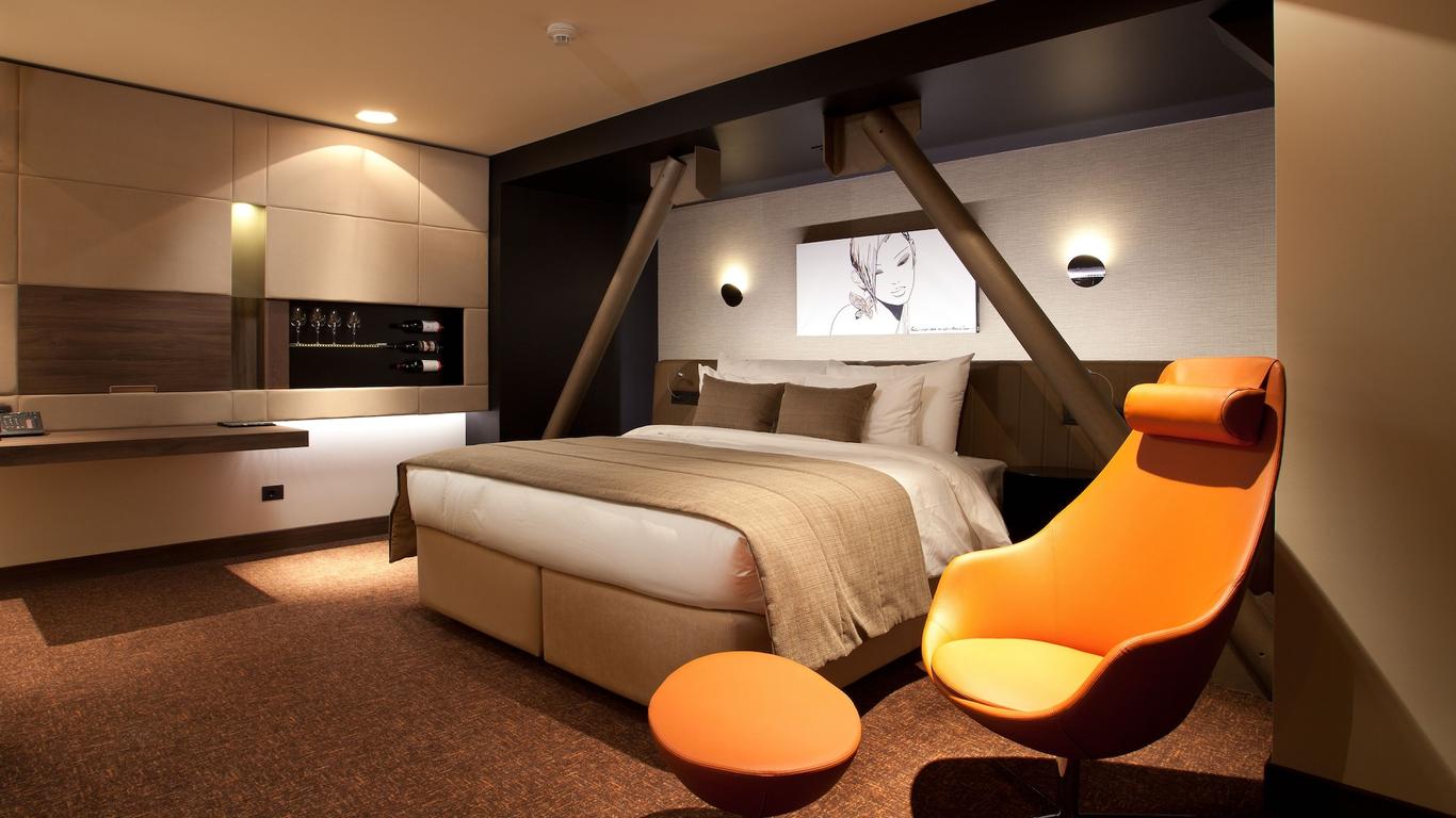 Kronwell Brasov Hotel