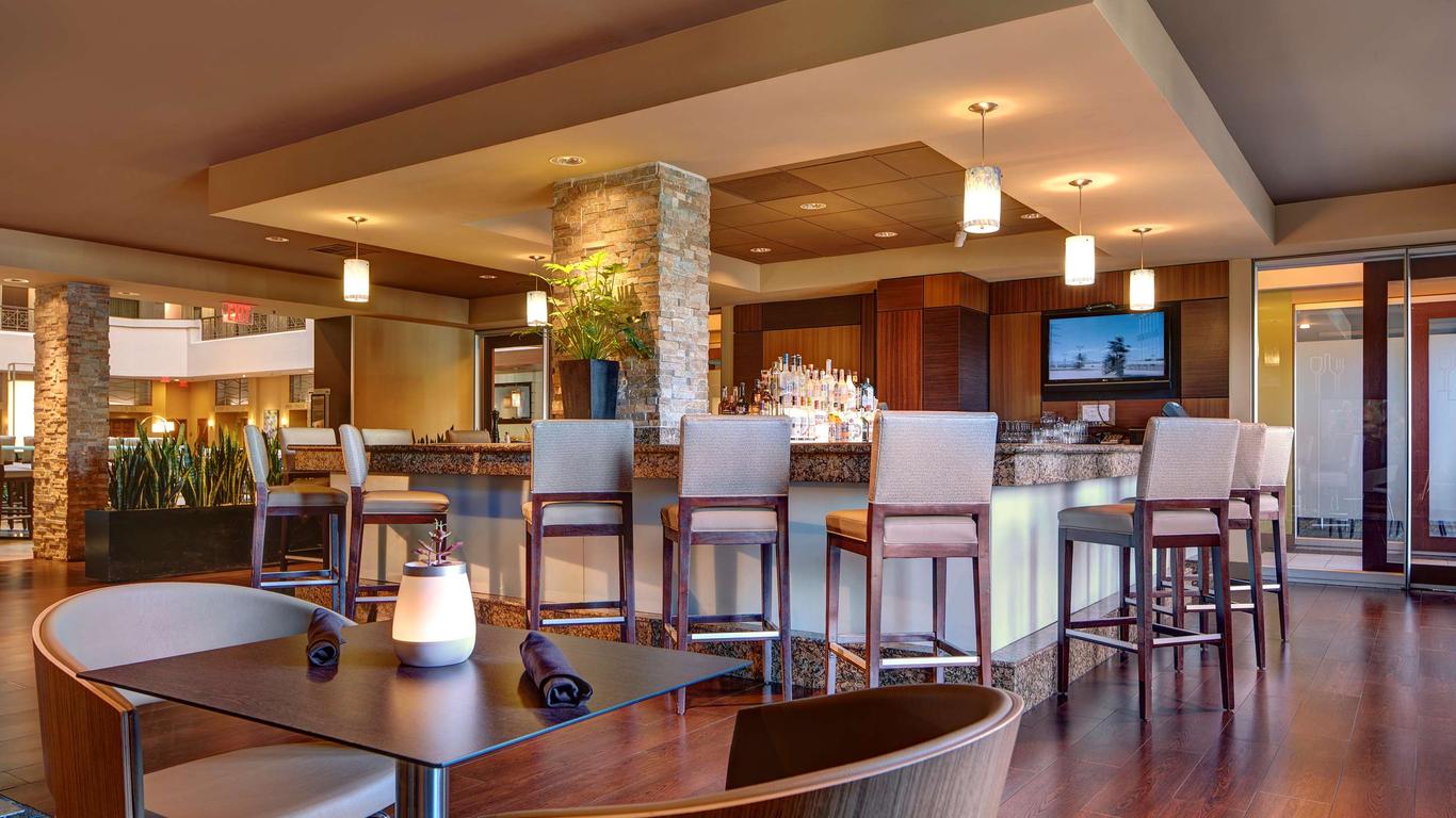 Embassy Suites by Hilton San Diego La Jolla