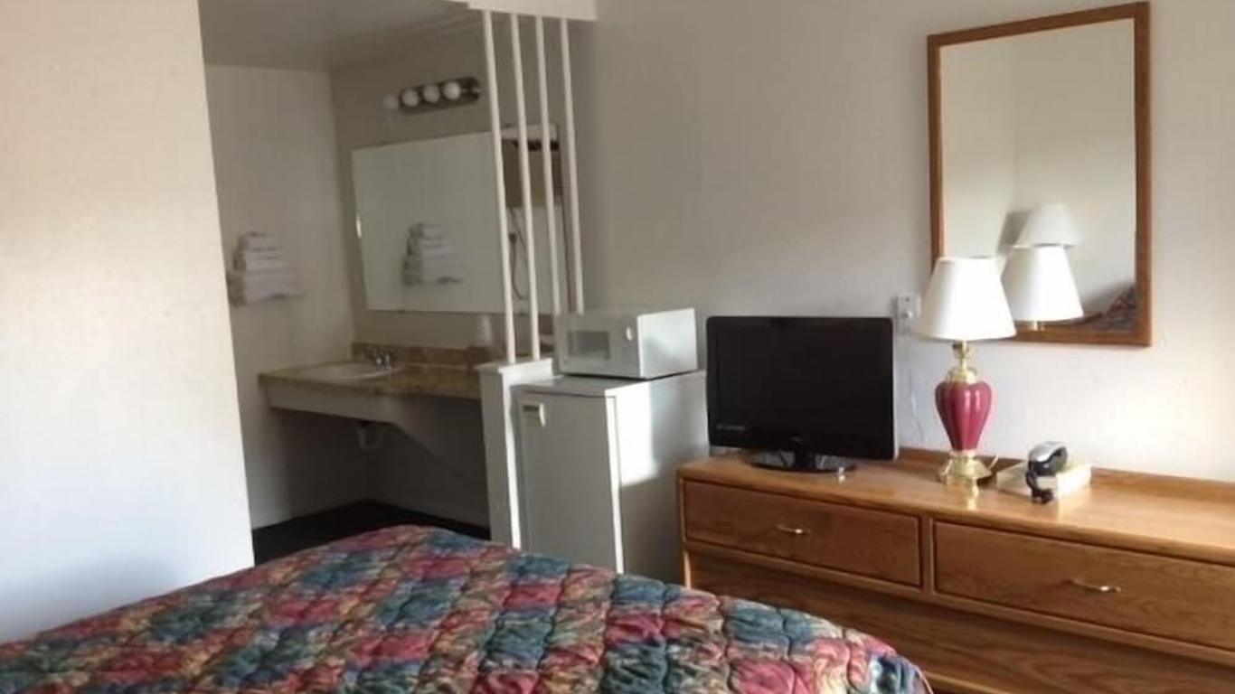 Town House Motel