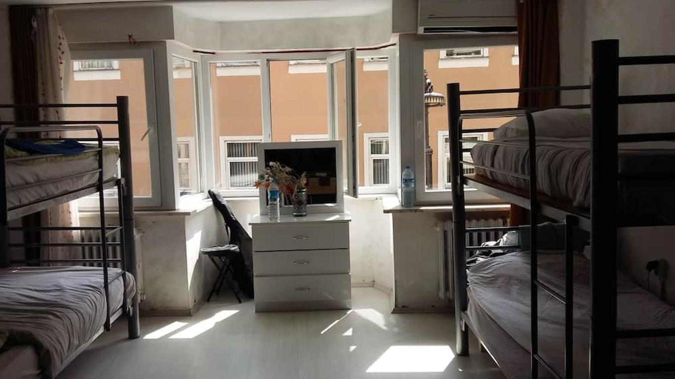 Istanbul Harmony Hostel