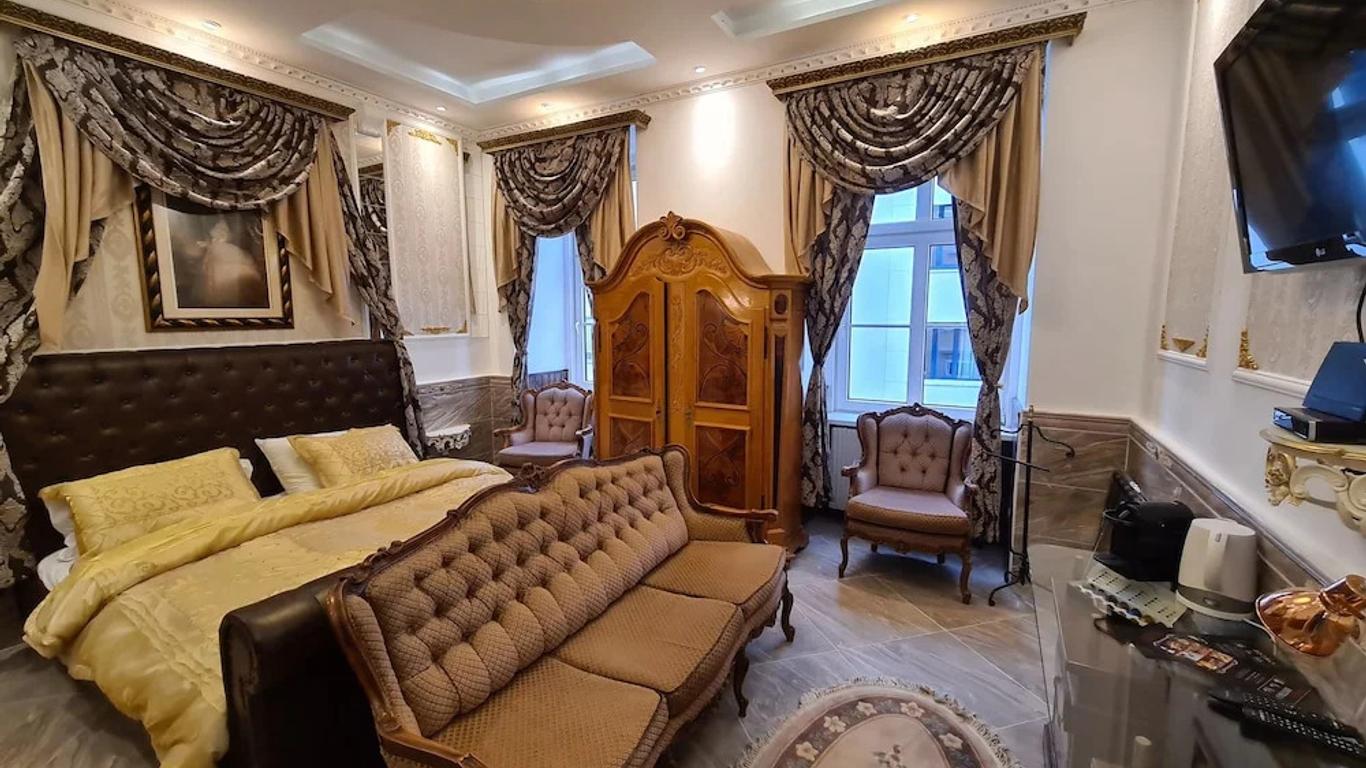 Urban Boutique Hotel