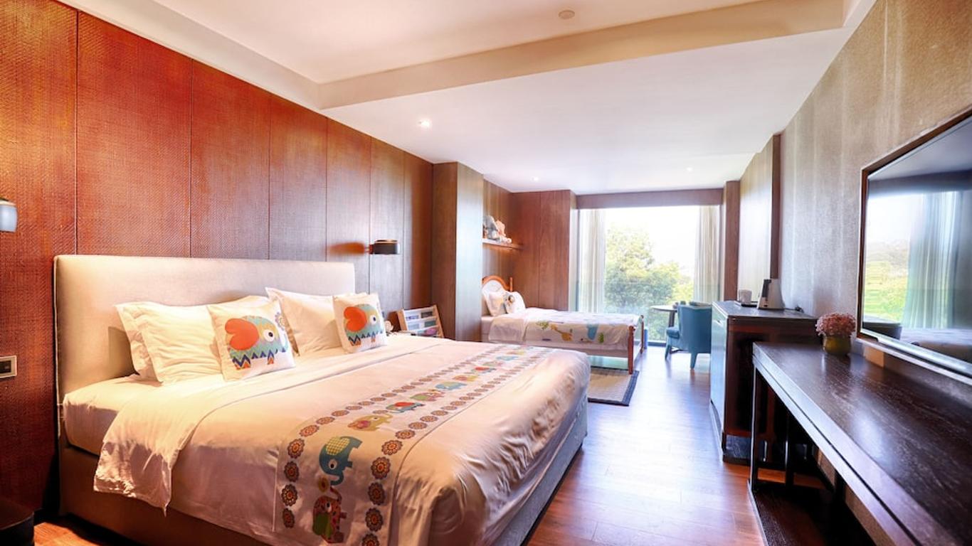 Jolie Vue Boutique Hotel Guilin (near Elephant Trunk Hill)