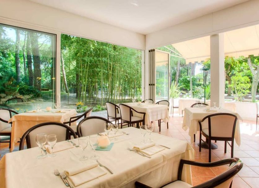 Εστιατόριο Φωτογραφία