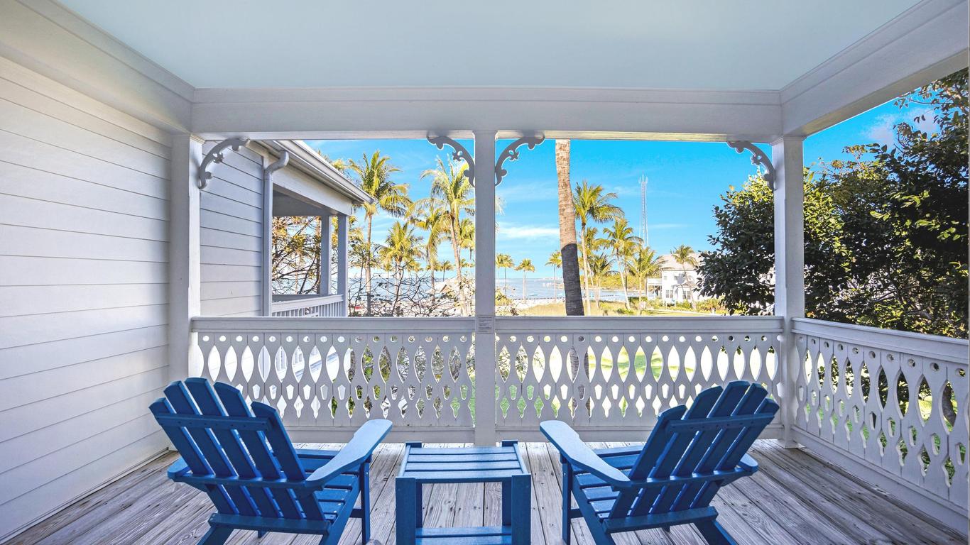 Tranquility Bay Beachfront Resort