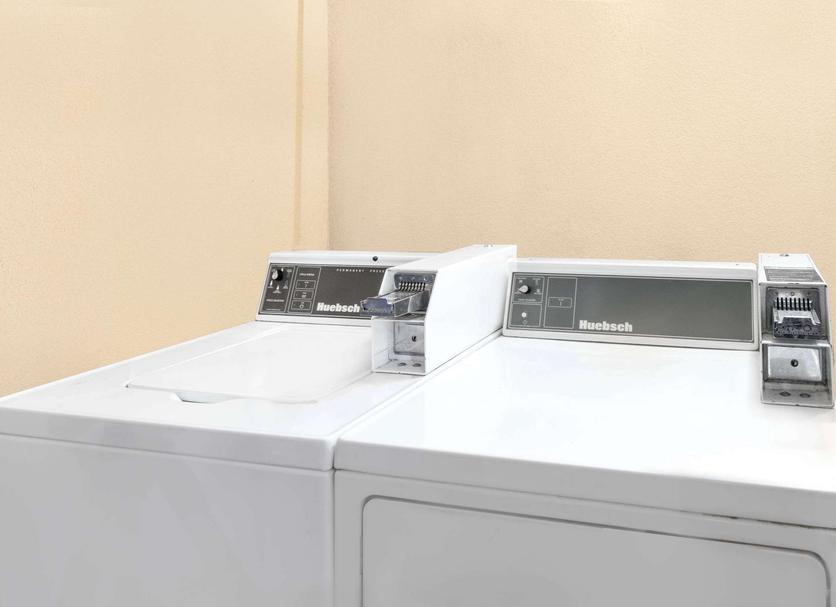 Εγκατάσταση πλυντηρίου ρούχων Φωτογραφία