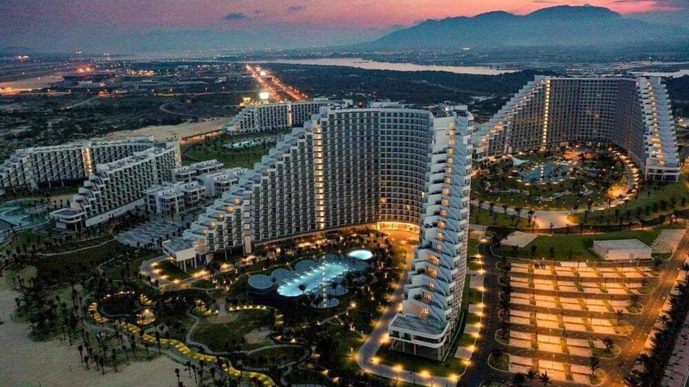 Ocean Waves Resort Cam Ranh