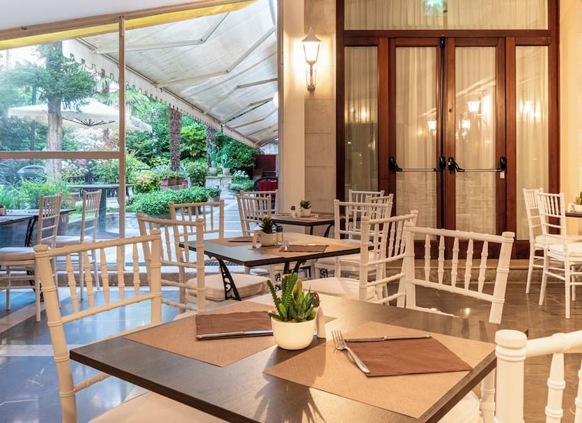 Εστιατόριο Φωτογραφία