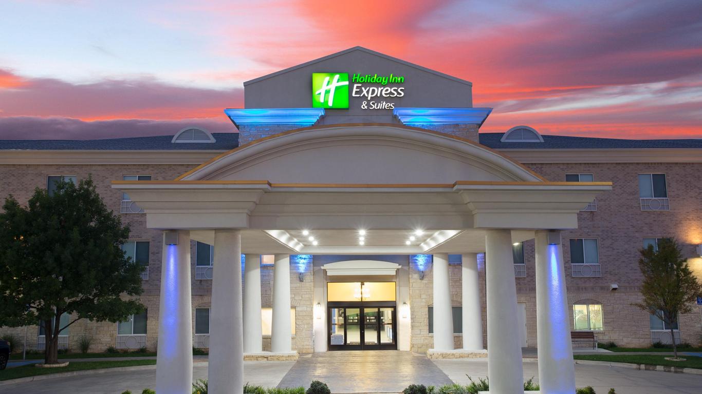 Holiday Inn Express & Suites Amarillo By IHG