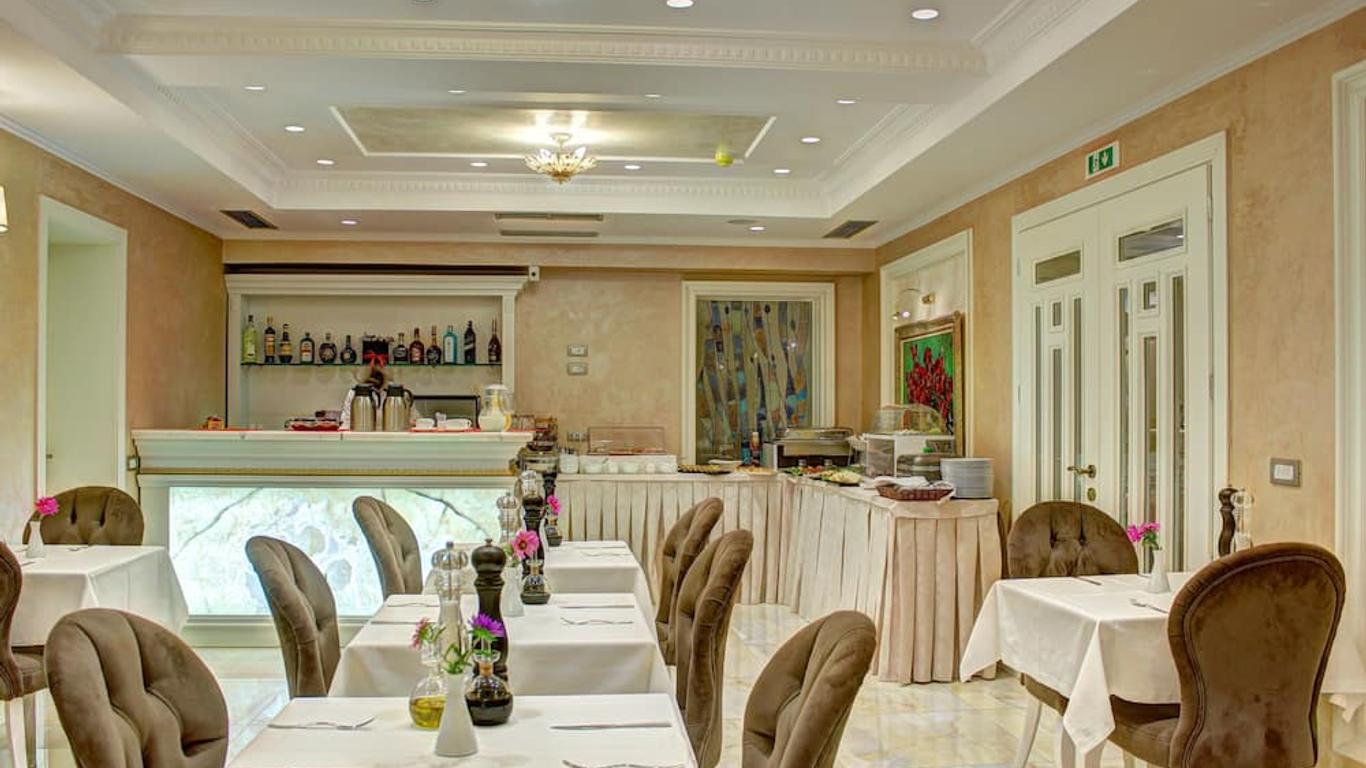 Lot Boutique Hotel