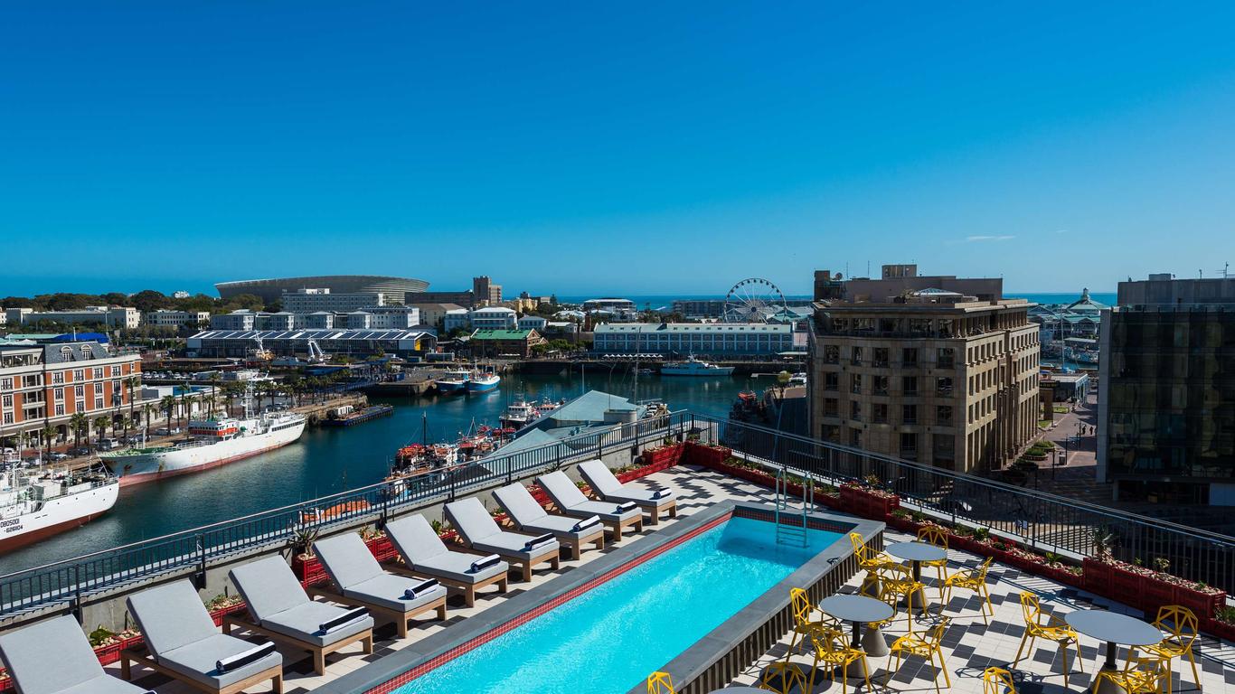 Radisson RED Hotel V&A Waterfront Cape Town