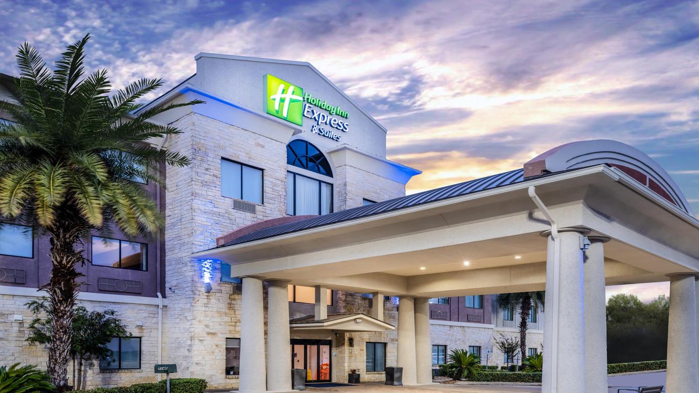 Holiday Inn Express Hotel & Suites Beaumont Nw, An IHG Hotel