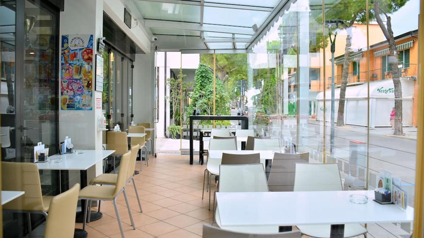 Hotel Etna