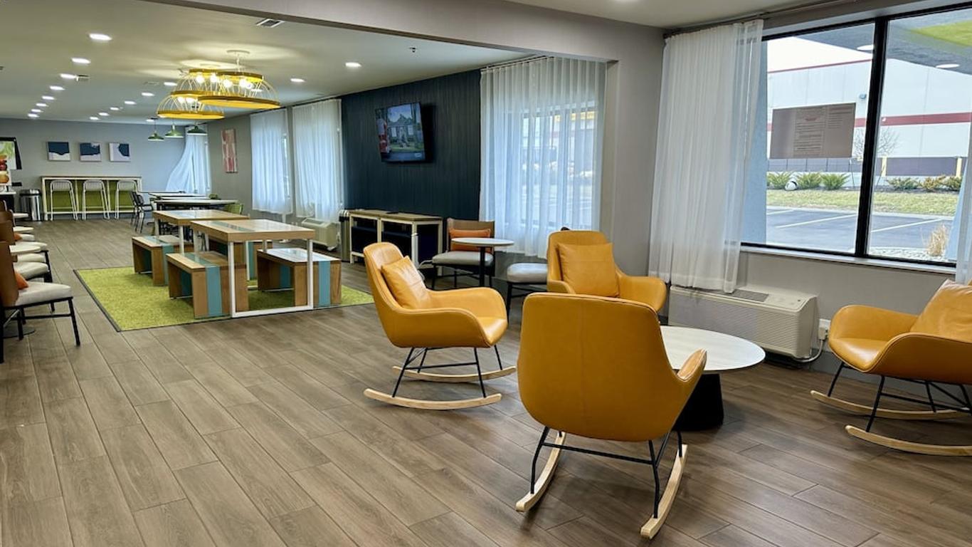 Spark by Hilton Fort Wayne
