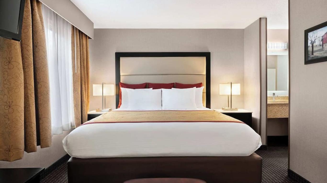 Lancaster Suites
