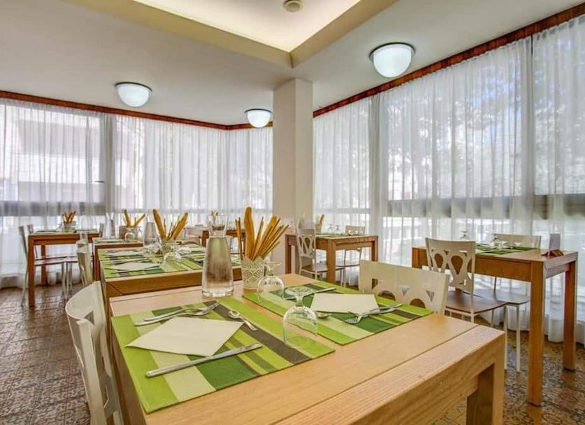 Εστιατόριο Φωτογραφία