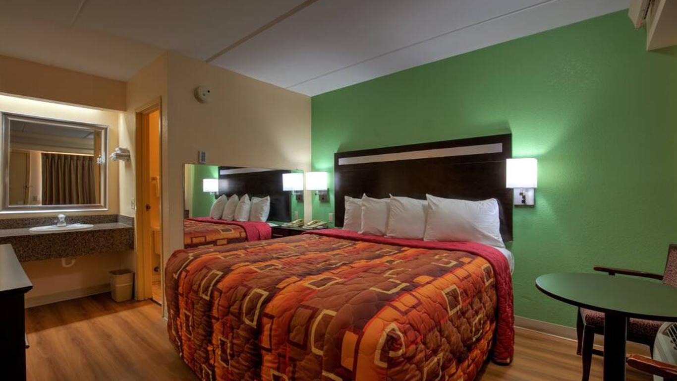 Fair View Inn & Suites