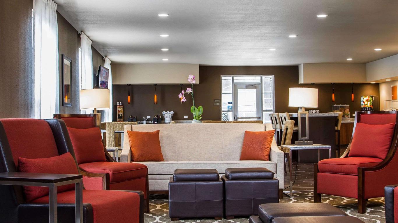 Comfort Suites Woodland - Sacramento Airport