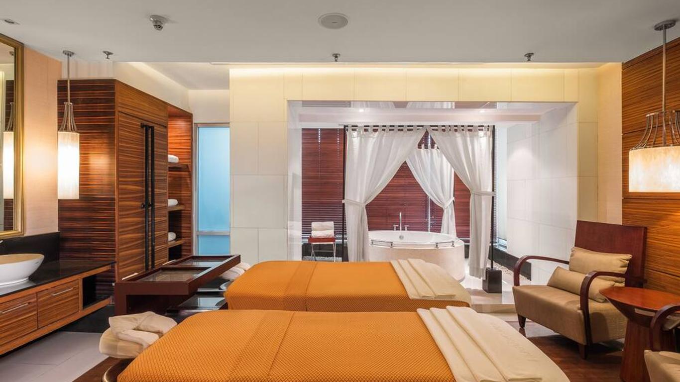 Dusit Thani Manila