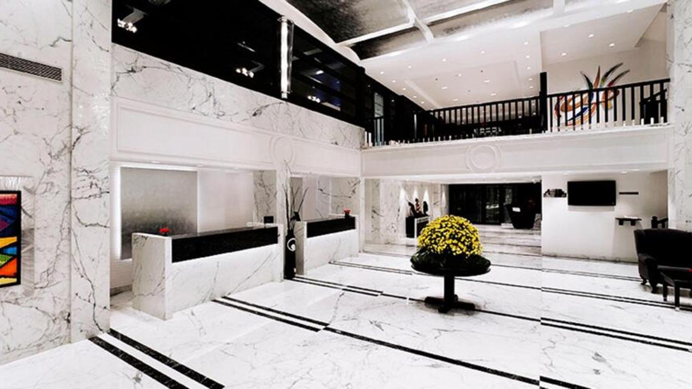 St. Mark's Hotel