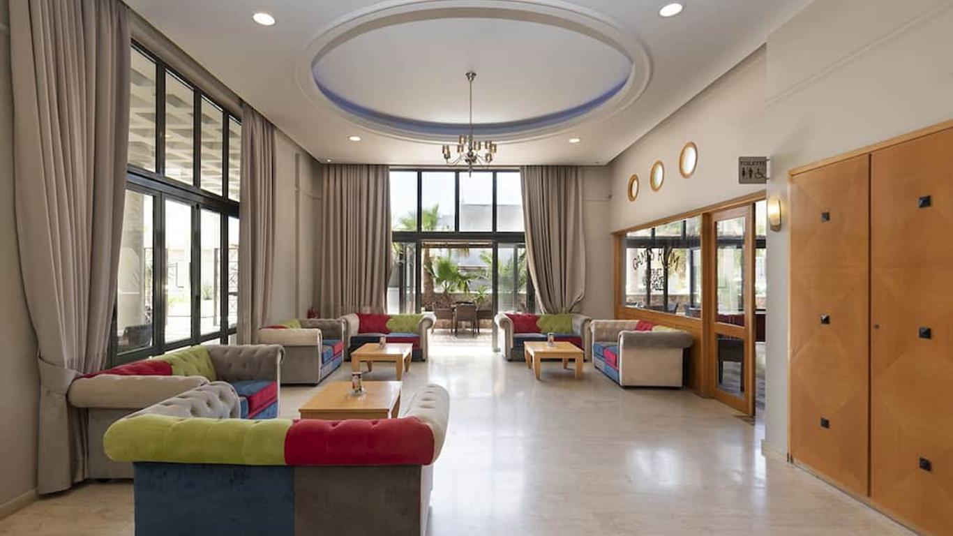 Argyri Aparthotel Καρδάμενα
