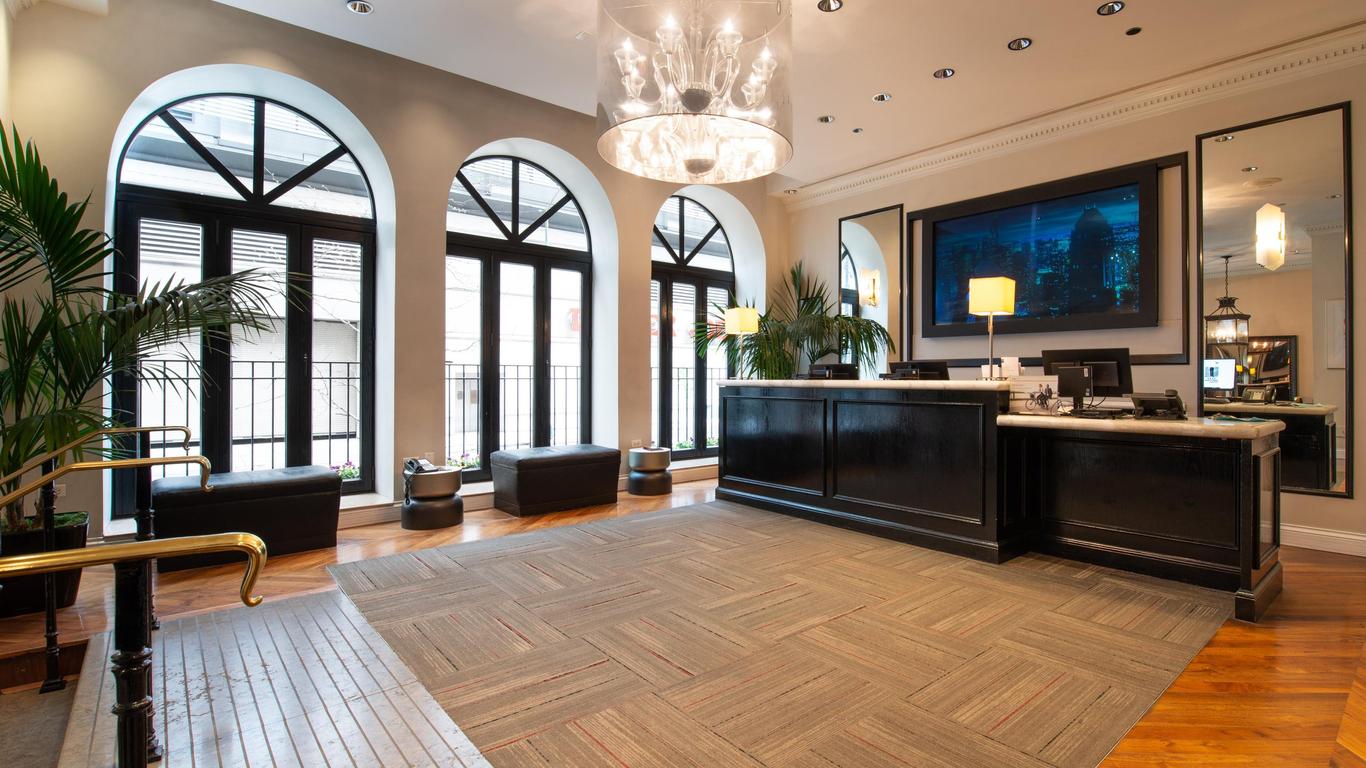Holiday Inn Express Chicago - Magnificent Mile