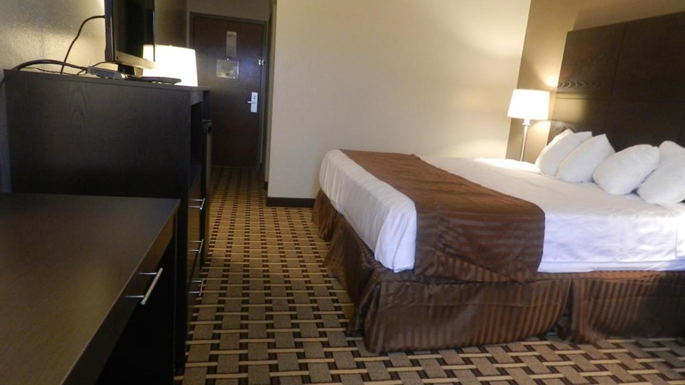 Haven Inn & Suites