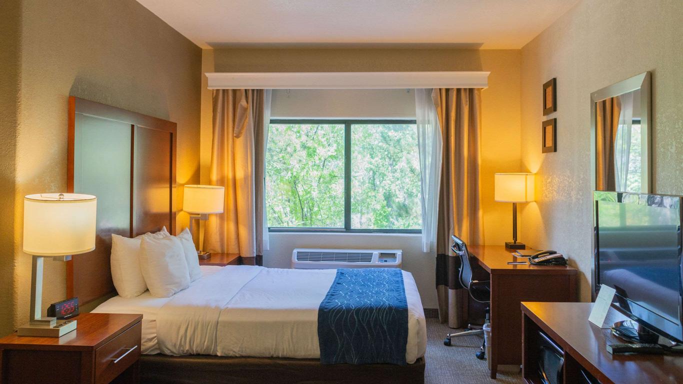 Comfort Inn North - Air Force Academy Area