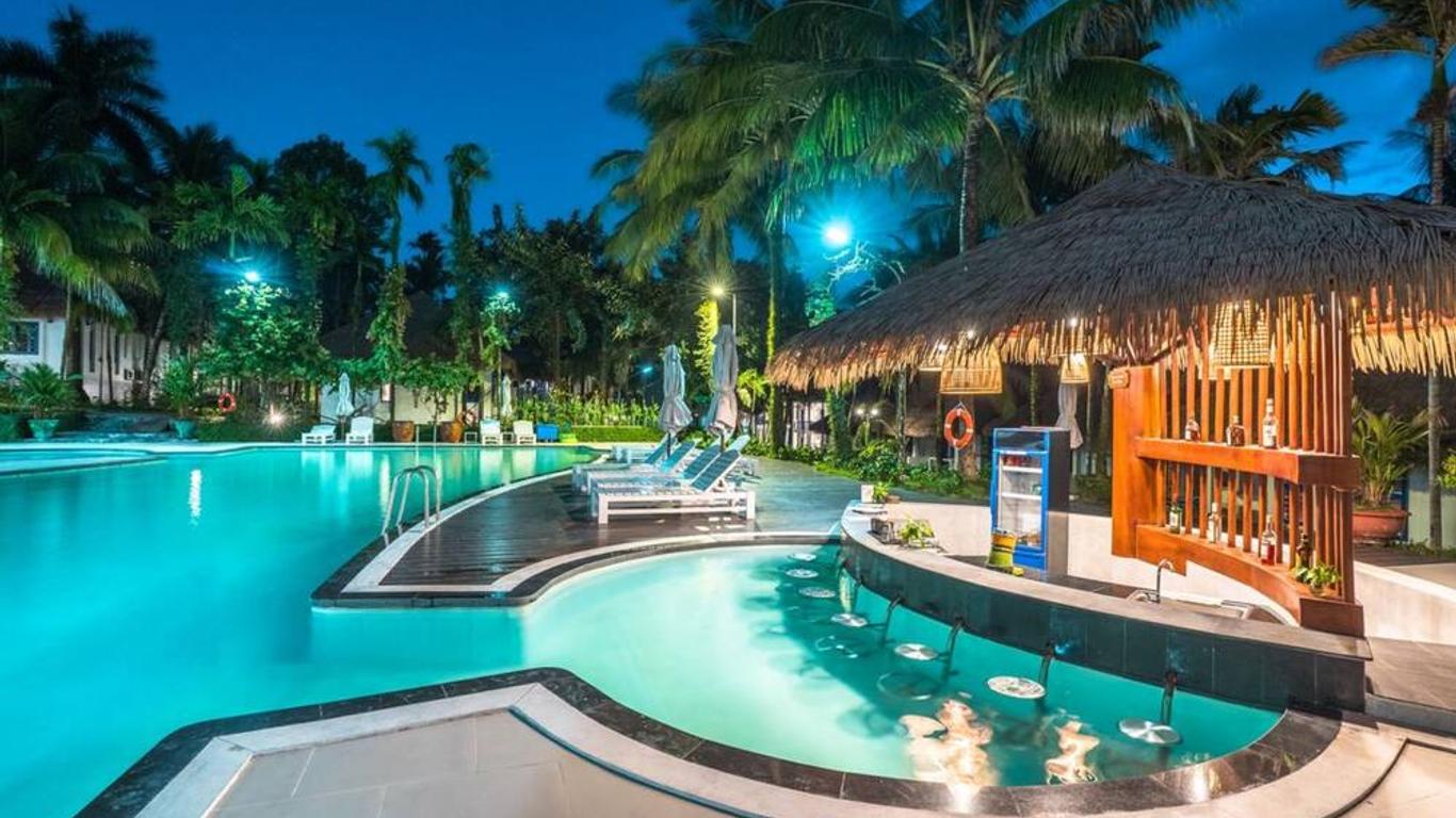 L'azure Resort And Spa