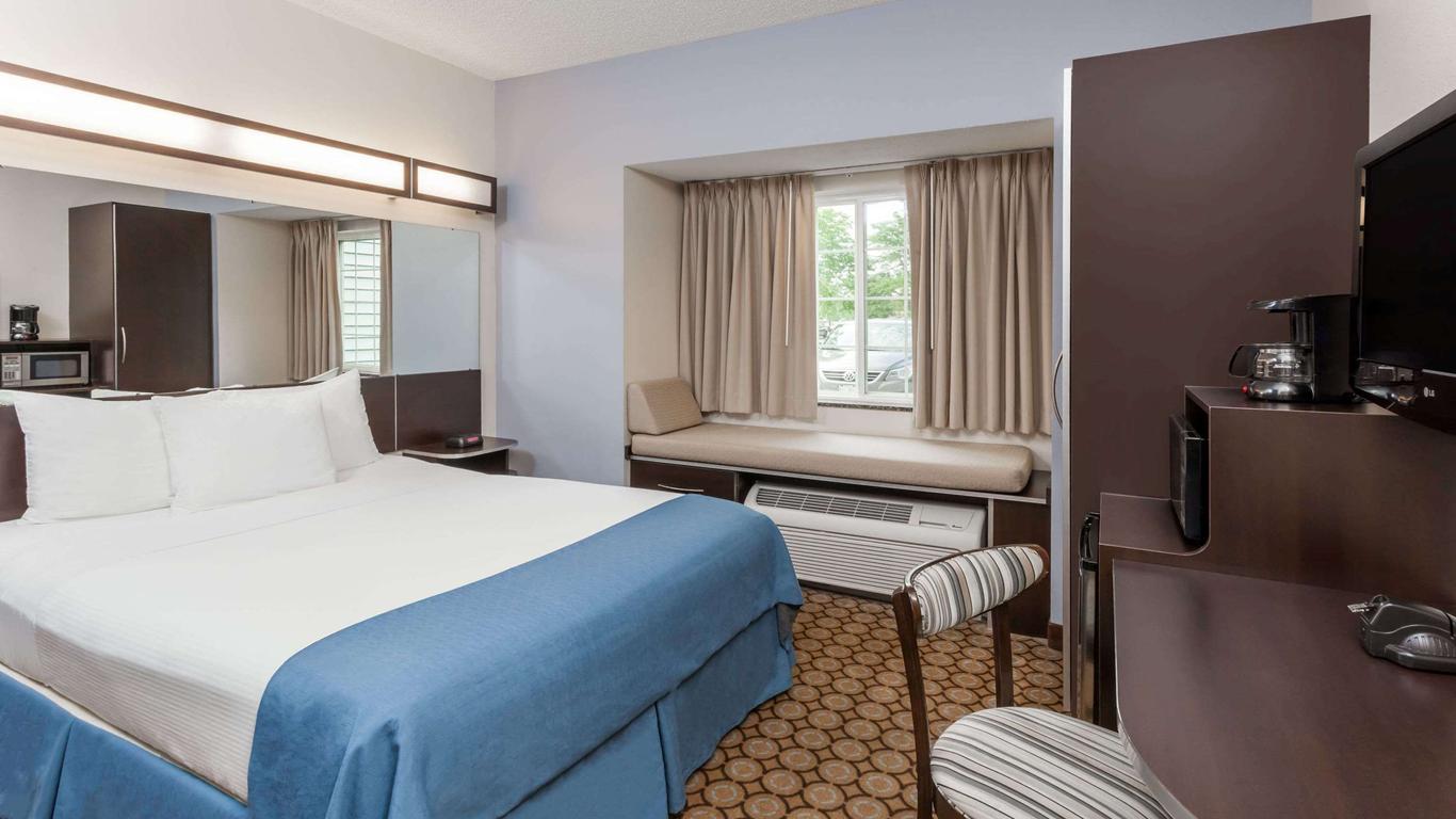 Microtel Inn & Suites by Wyndham Elkhart