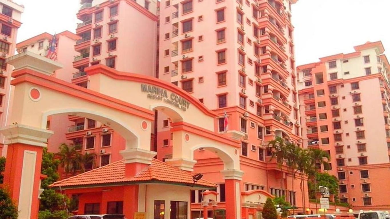 KK-Suites Residence @ Marina Court Resort Condominium