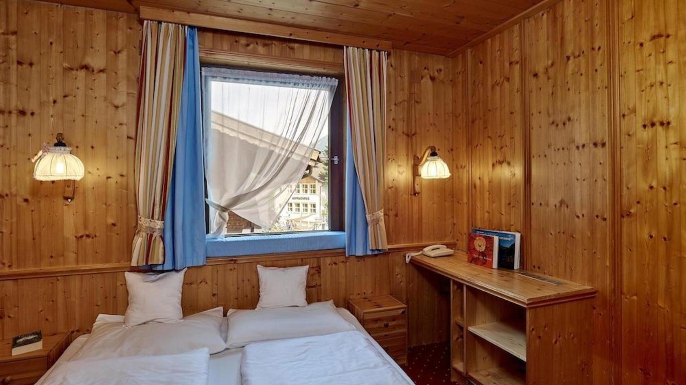 Hotel Monika