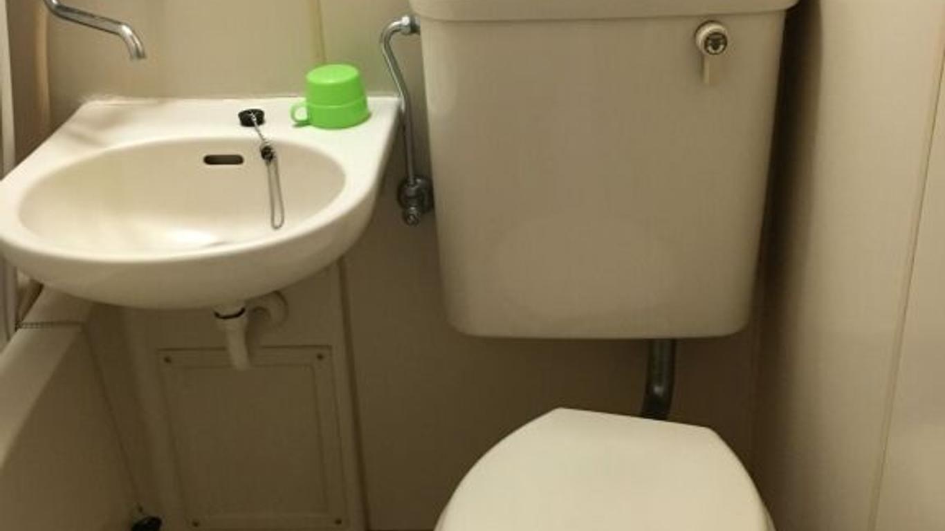 Aoi Business Hotel