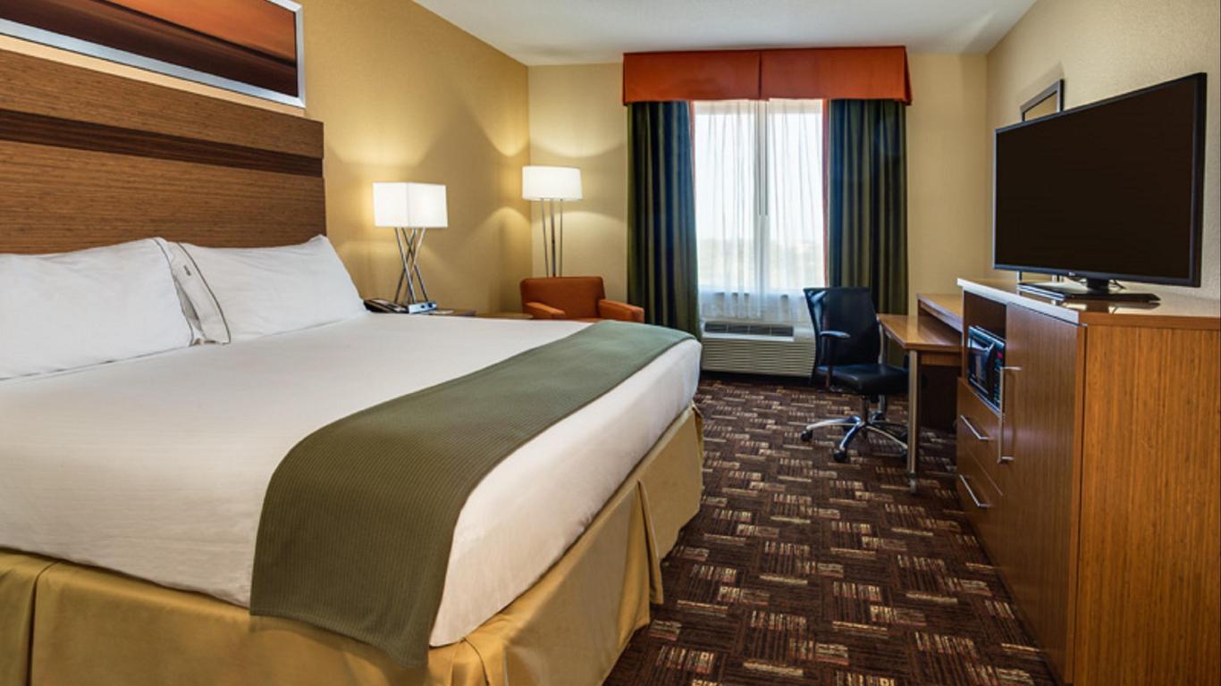 Holiday Inn Express & Suites Fort Lauderdale Airport South, An IHG Hotel