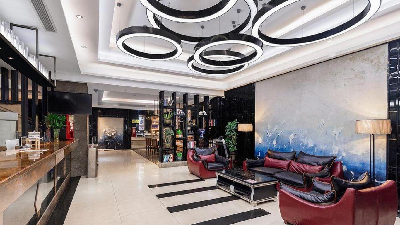 Super 8 by Wyndham Guangzhou Baiyun Intl Airport Shop