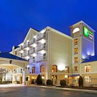 Holiday Inn Express & Suites Asheville Sw - Outlet Ctr Area