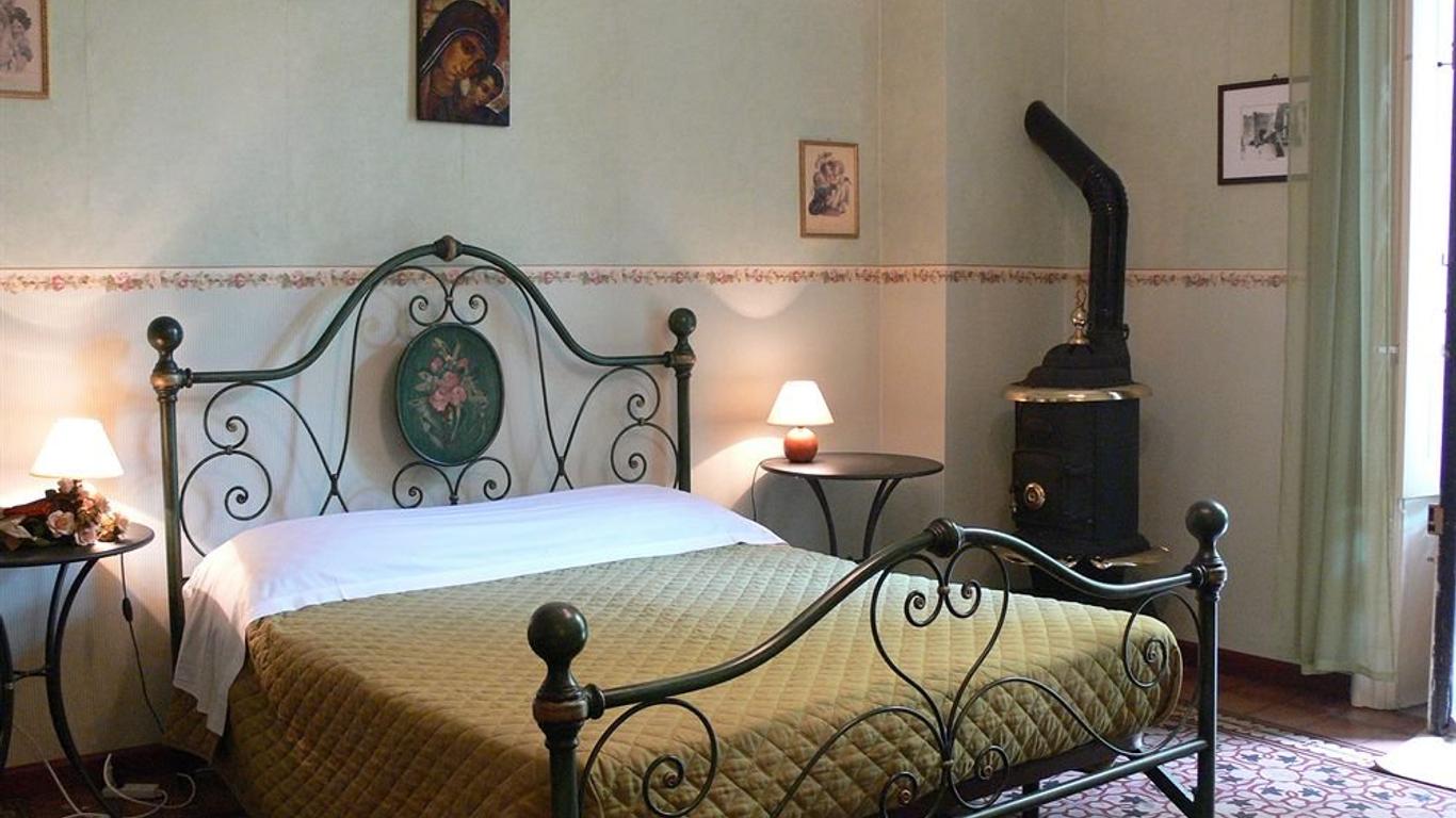 Inn The Garden