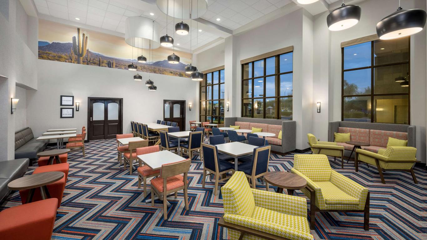 Hampton Inn & Suites Phoenix North/Happy Valley