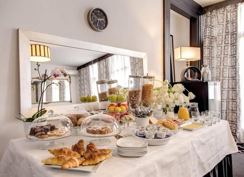 Μπουφές Φωτογραφία